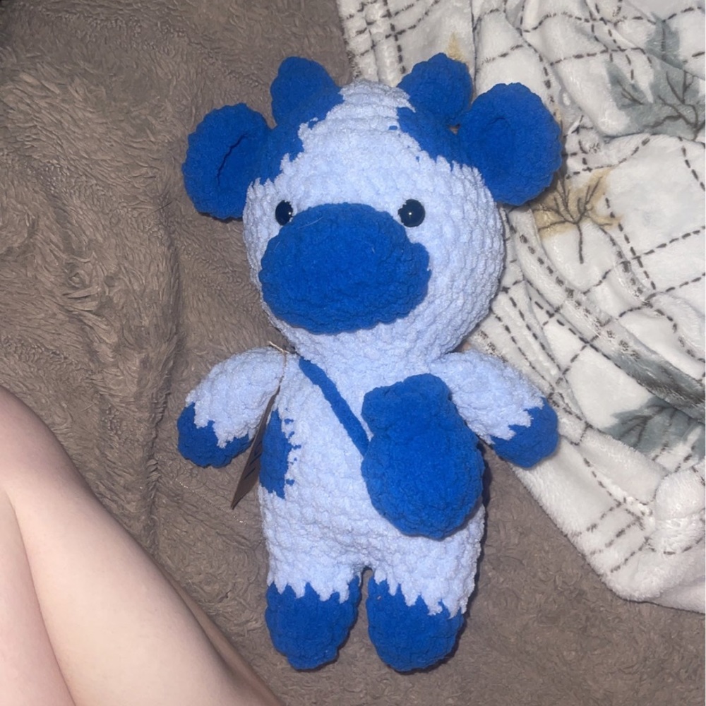 Blueberry cow crochet